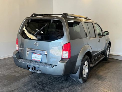 Used 2007 Nissan Pathfinder SE w/ SE Premium Pkg AWD/4WD image 6