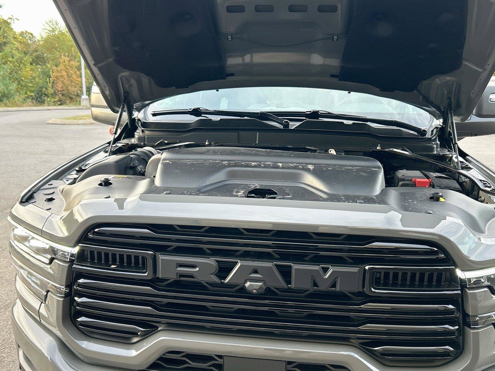 New 2027 RAM 2500 Laramie AWD/4WD image 10