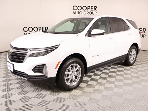 Used 2024 Chevrolet Equinox LT w/ Driver Convenience Package image 10