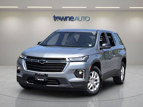 Used 2023 Chevrolet Traverse LS AWD/4WD image 10