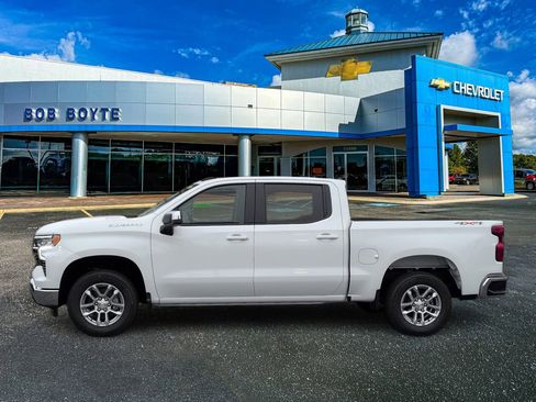 New 2026 Chevrolet Silverado 1500 LT image 2
