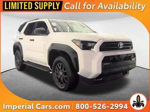 Used 2025 Toyota 4Runner SR5 AWD/4WD image 1