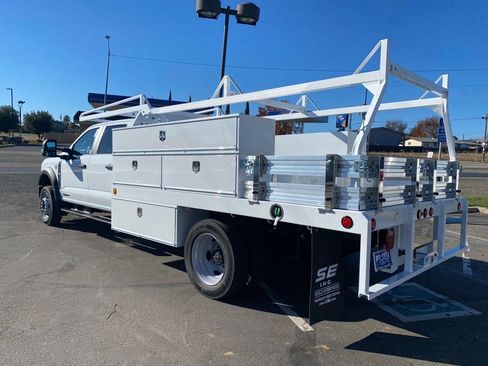 Used 2024 Ford F550 2WD Crew Cab Super Duty image 5