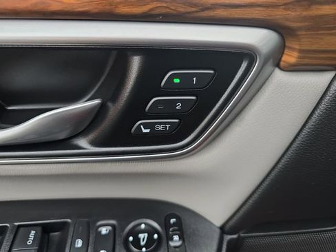 Used 2021 Honda CR-V Touring image 29