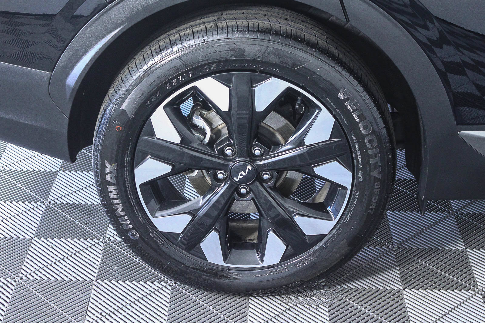 Used 2023 Kia Sportage X-Line w/ X-Line Premium Package AWD/4WD image 11