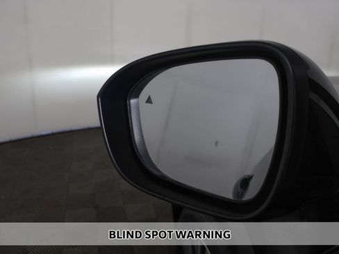 Used 2023 Nissan Rogue SV AWD/4WD image 4