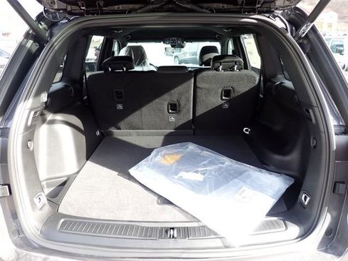 New 2025 Jeep Grand Cherokee Limited w/ Black Appearance Package image 6