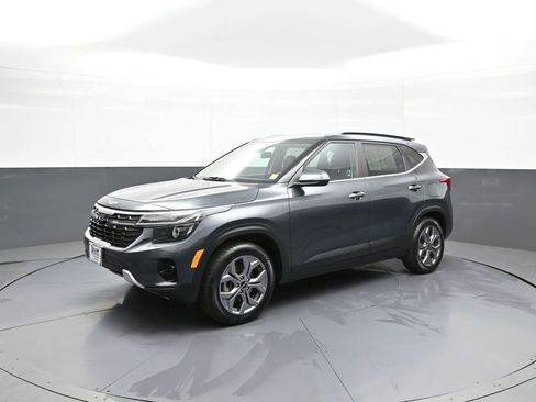 Certified 2024 Kia Seltos S AWD/4WD image 10