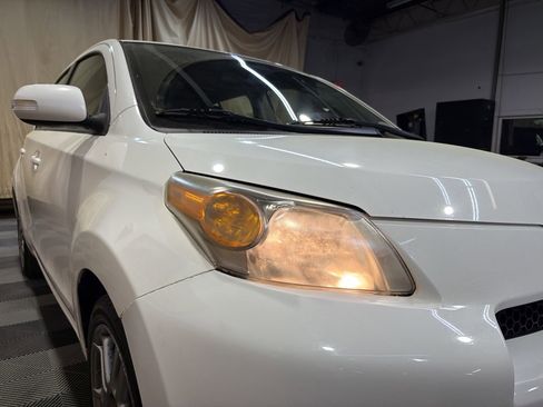 Used 2014 Scion xD image 7