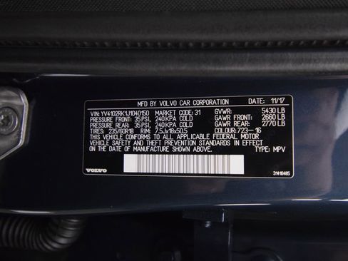Used 2018 Volvo XC60 T5 Momentum w/ Vision Package AWD/4WD image 28