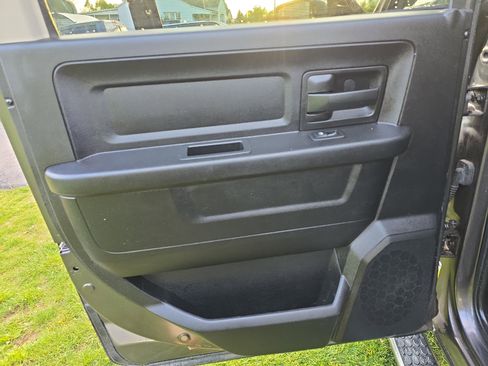 Used 2015 RAM 1500 Express AWD/4WD image 15