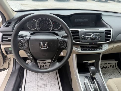 Used 2013 Honda Accord LX image 10