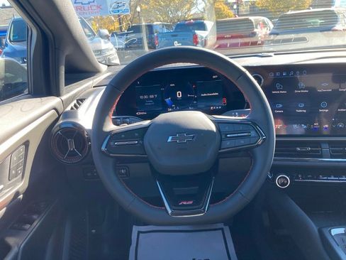 New 2026 Chevrolet Equinox EV RS w/ Convenience Package II FWD image 6