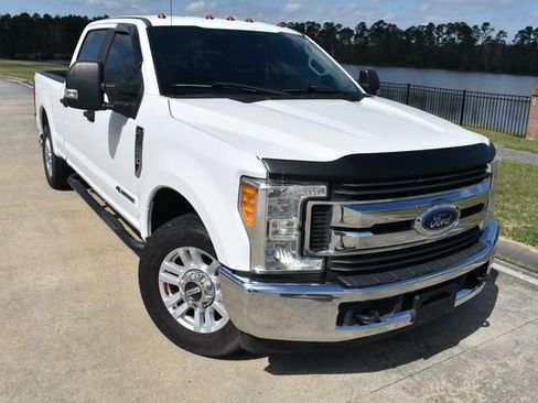 Used 2017 Ford F250 XL w/ STX Appearance Package image 2
