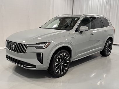 New 2026 Volvo XC90 T8 Plus w/ Protection Package Premier