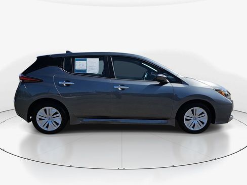 Used 2023 Nissan Leaf S FWD image 5