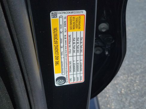 Used 2023 Chevrolet Silverado 1500 LT w/ Protection Package RWD image 30