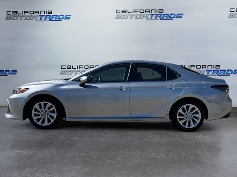 Used 2023 Toyota Camry LE image 8