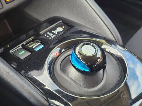 Used 2023 Nissan Leaf SV Plus image 26