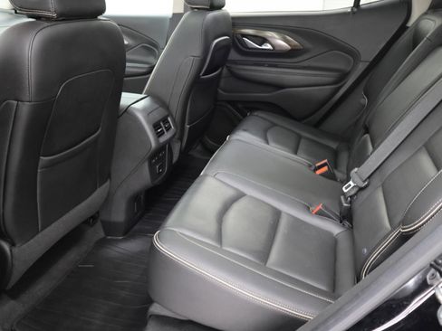 Used 2018 GMC Terrain Denali w/ Comfort Package AWD/4WD image 9