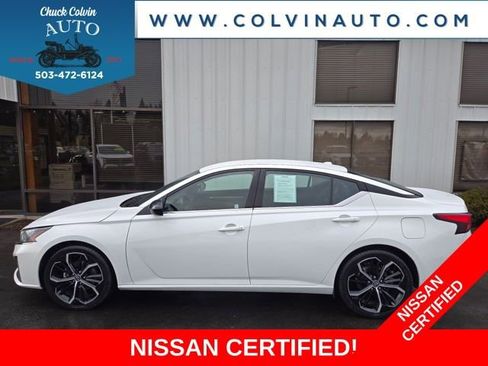 Certified 2024 Nissan Altima 2.5 SR image 1