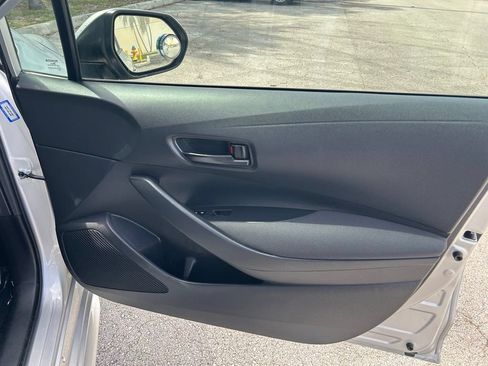 Used 2023 Toyota Corolla LE FWD image 26