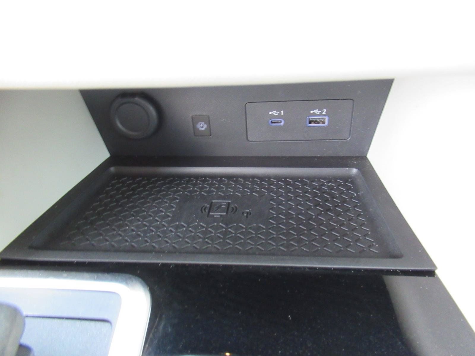 Used 2024 Nissan Pathfinder SL w/ SL Premium Package FWD image 29
