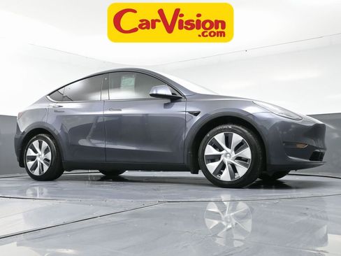 Used 2021 Tesla Model Y Long Range image 50