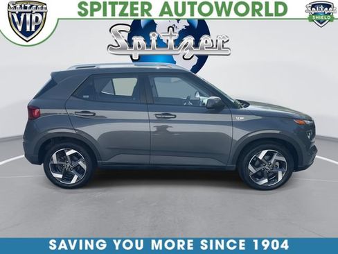 Used 2025 Hyundai Venue SEL FWD image 10