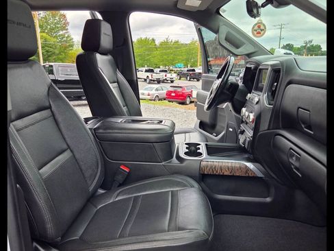 Used 2021 GMC Sierra 2500 Denali w/ Denali Ultimate Package AWD/4WD image 22