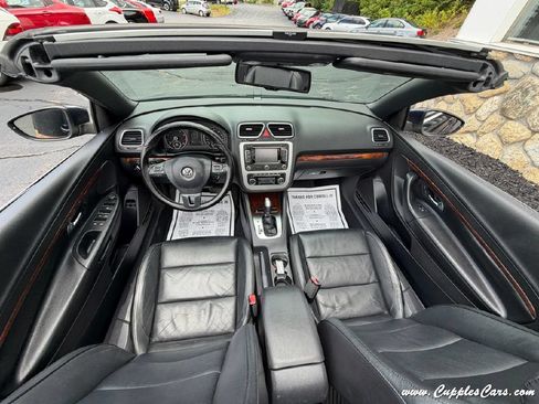Used 2012 Volkswagen Eos Lux FWD image 17