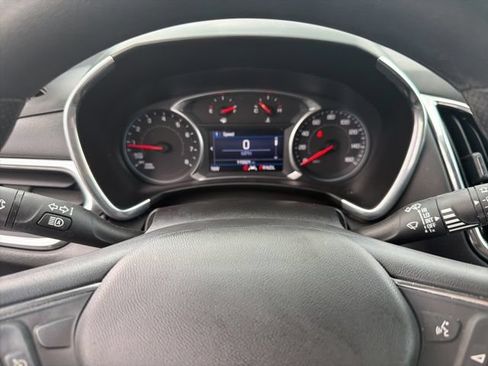 Used 2020 Chevrolet Equinox LT AWD/4WD image 22