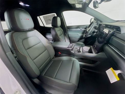 New 2026 GMC Terrain AT4 w/ Convenience Package III image 22