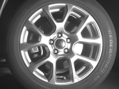 Used 2025 Jeep Compass Limited image 11