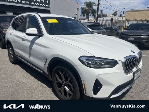 Used 2023 BMW X3 sDrive30i w/ Convenience Package w/ZPA RWD image 1