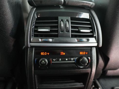 Used 2016 BMW X5 xDrive50i AWD/4WD image 25