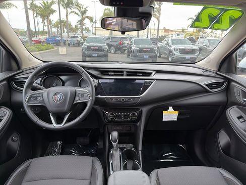 Used 2022 Buick Encore GX Select image 10