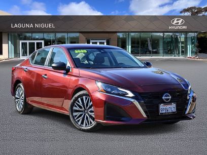 Used 2025 Nissan Altima 2.5 SV