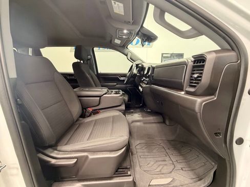 Used 2024 GMC Sierra 1500 Elevation image 19