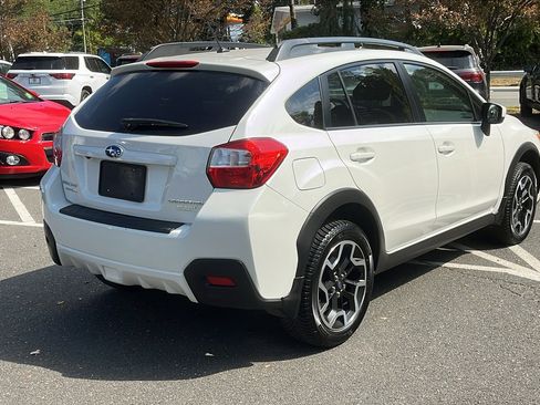 Used 2017 Subaru Crosstrek 2.0i Premium image 7
