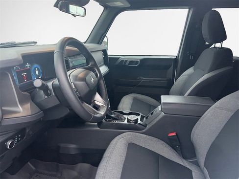 Used 2025 Ford Bronco Big Bend image 11