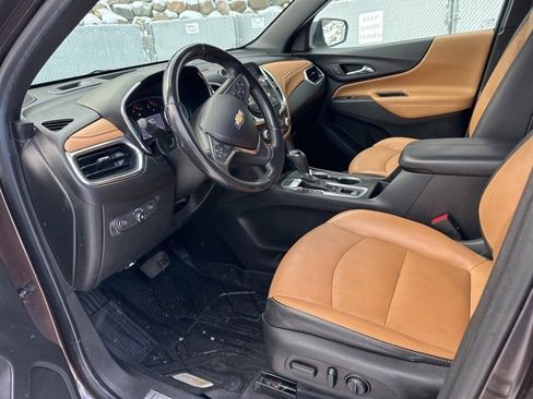 Used 2020 Chevrolet Equinox Premier image 11