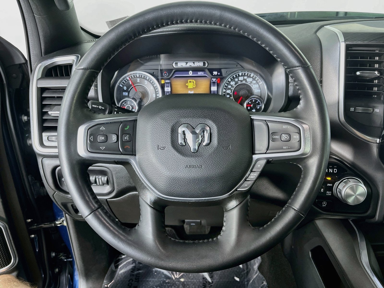 Used 2023 RAM 1500 Laramie AWD/4WD image 13