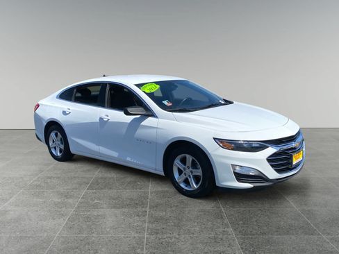 Used 2024 Chevrolet Malibu LS FWD image 7