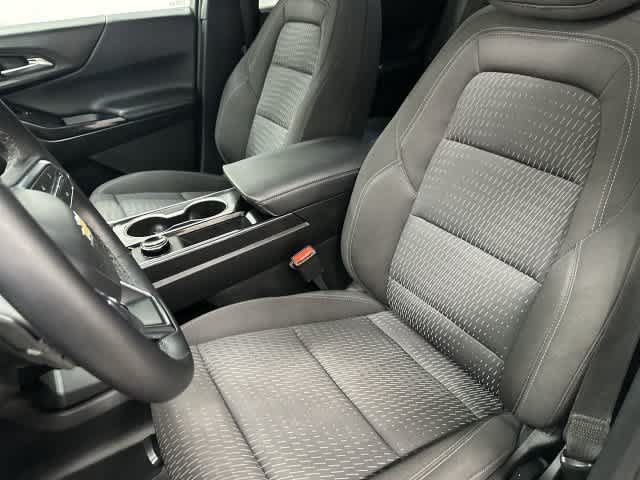 Used 2026 Chevrolet Equinox LT FWD image 10