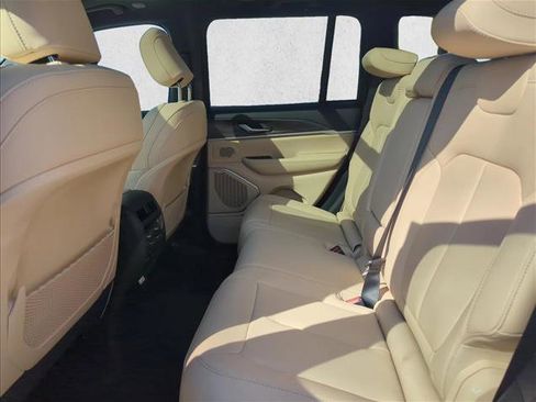New 2026 Jeep Grand Cherokee Limited RWD image 13