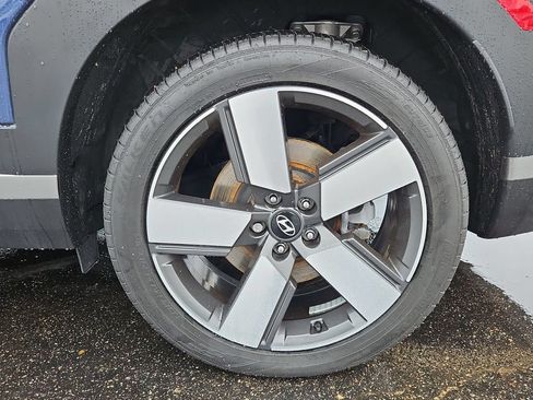 Used 2025 Hyundai Santa Fe Limited FWD image 34