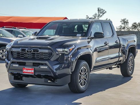 New 2026 Toyota Tacoma TRD Sport image 3