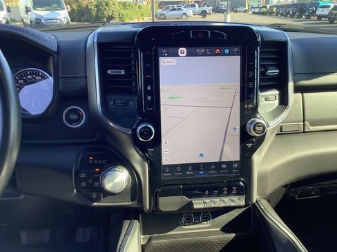 Used 2024 RAM 1500 Laramie image 17