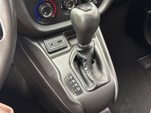 Used 2017 RAM ProMaster City Tradesman w/ Rear Back-up Camera Group FWD image 21